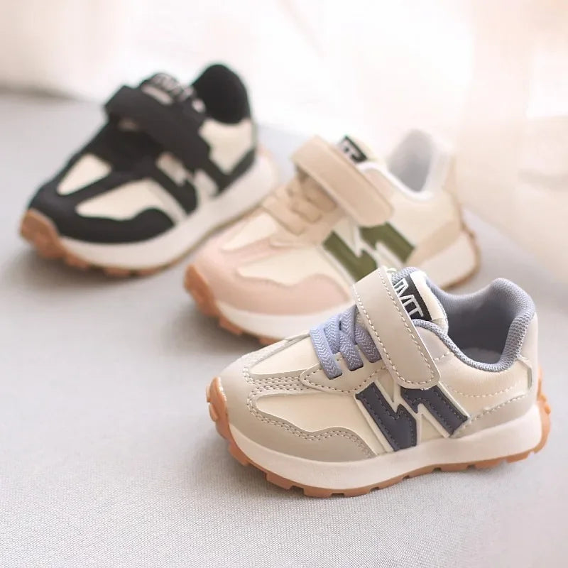 Kids Breathable Sports Sneakers Lightweight Non Slip Running Shoes