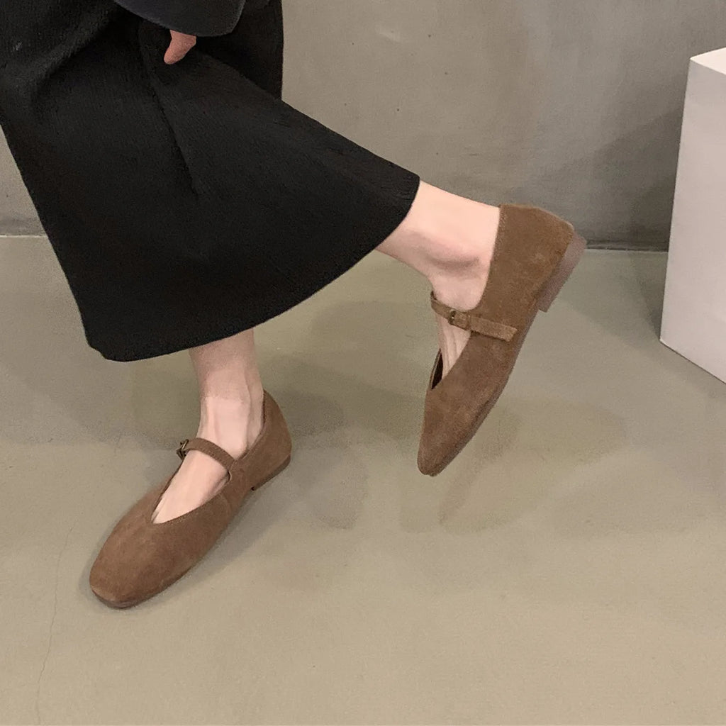 Women Soft Leather Ballet Flats Round Toe Slip On Casual Shoes