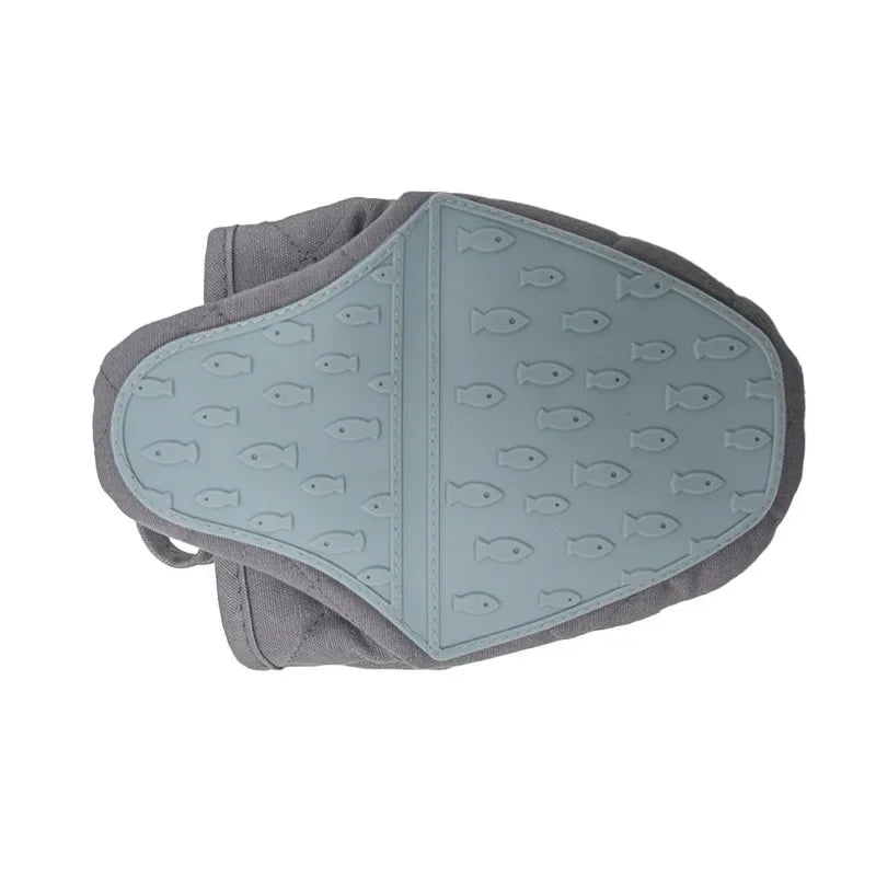 Quilted Oven Mitts with Silicone Grip