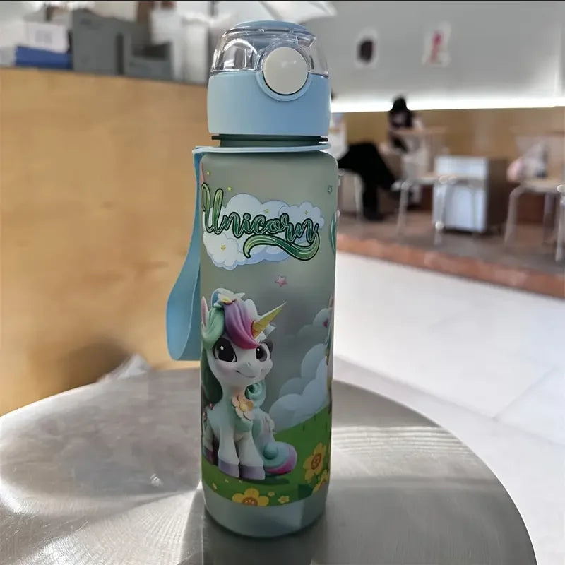 Cute Cartoon Water Bottle 700ml – BPA Free Leakproof Kids Drinking Bottle with Straw for School & Outdoor