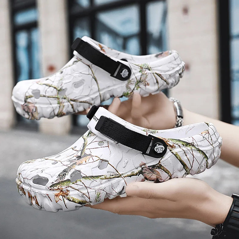 Men Camo Clogs Outdoor Garden Shoes Non Slip Lightweight Slip On Sandals Durable Beach Crocs Style