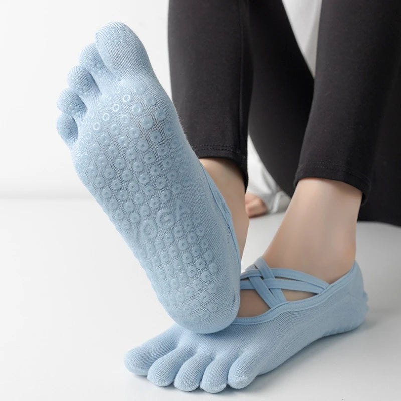 Women Anti Slip Pilates Five Toe Yoga Socks Silicone Grip Cotton Fitness Socks 1–4 Pairs