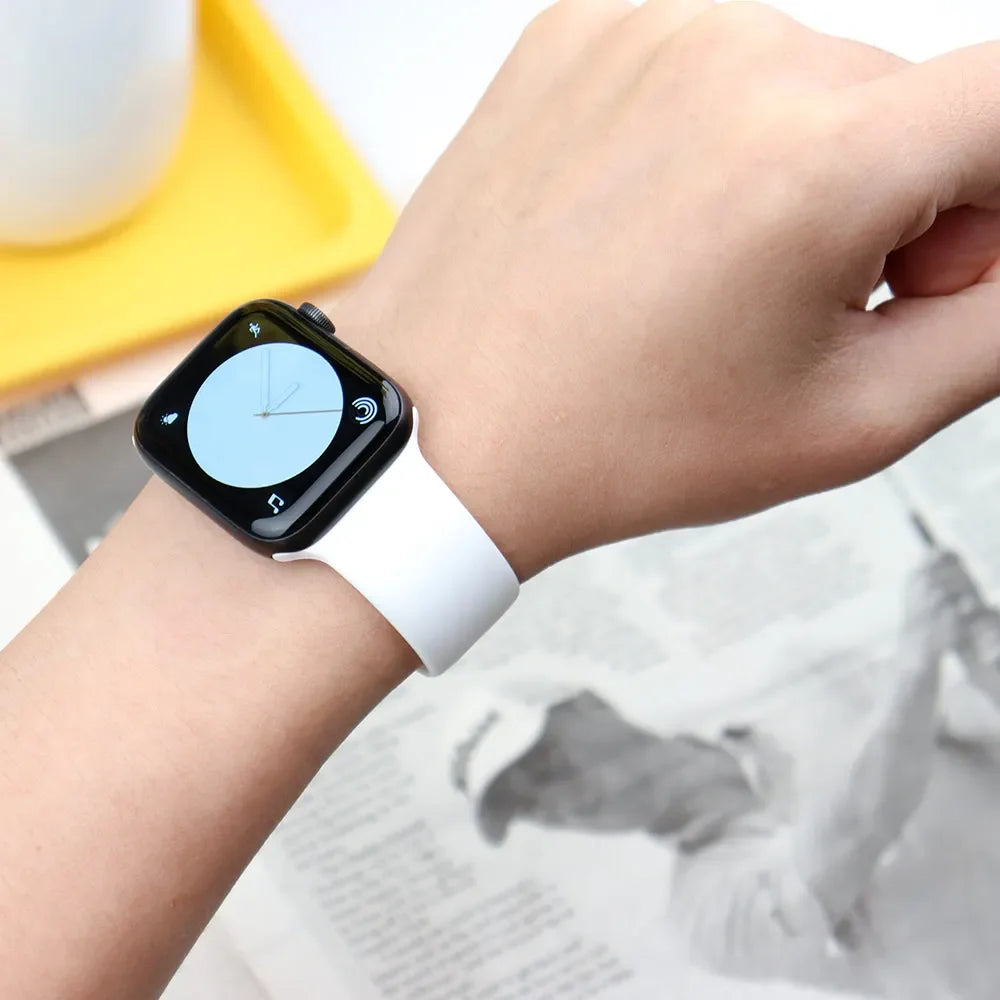 Silicone Apple Watch Band – Sport Strap Replacement for Apple Watch Series 3–9, SE & Ultra