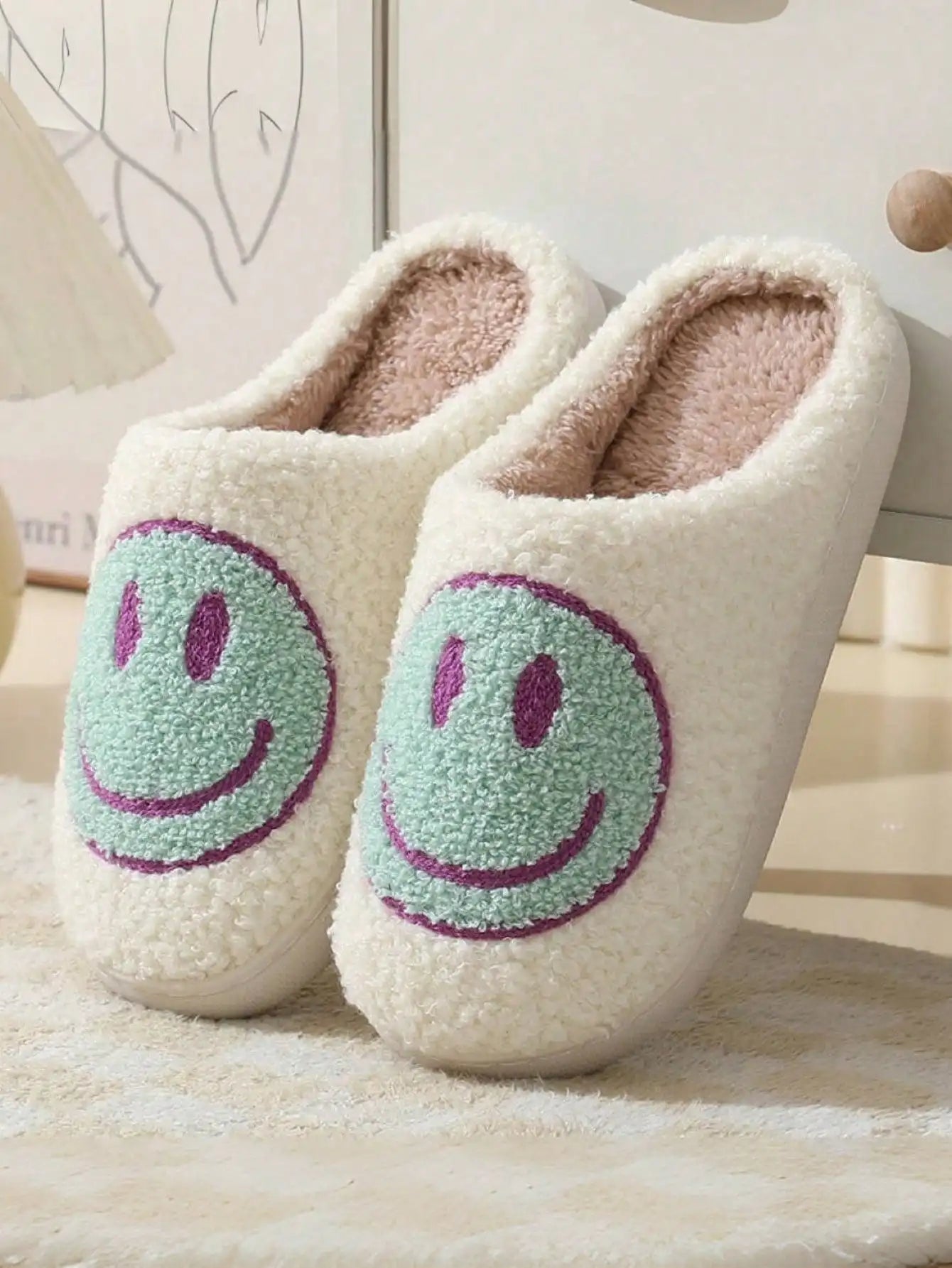 Cute Cartoon Plush Slippers Winter Warm Soft Indoor Home Shoes Non-Slip Thick Sole Cozy House Slippers for Women & Kids