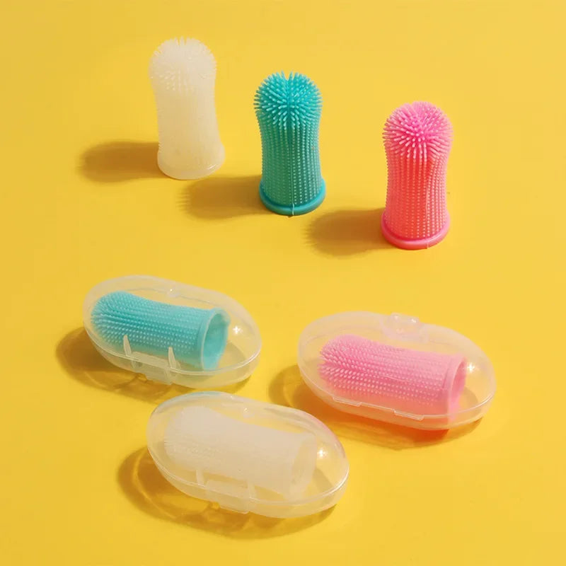 Soft Pet Finger Toothbrush – Silicone Dental Brush for Dogs and Cats